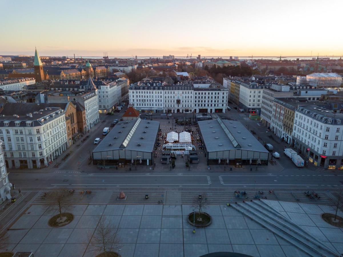 Spacious Tivoli Gardens W 3 Bedrooms Lejlighed København